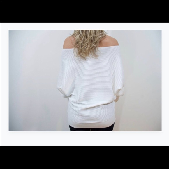 Brunette the Label sweater - Picture 2 of 3